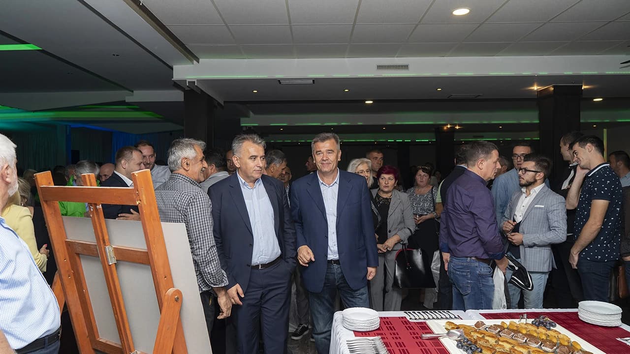 Na tribini u Bijelom polju