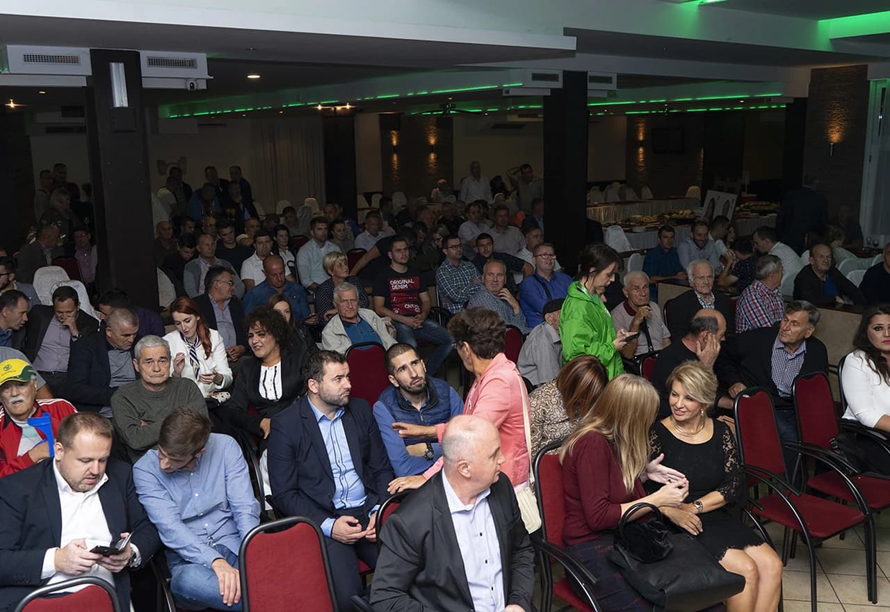 Na tribini u Bijelom polju