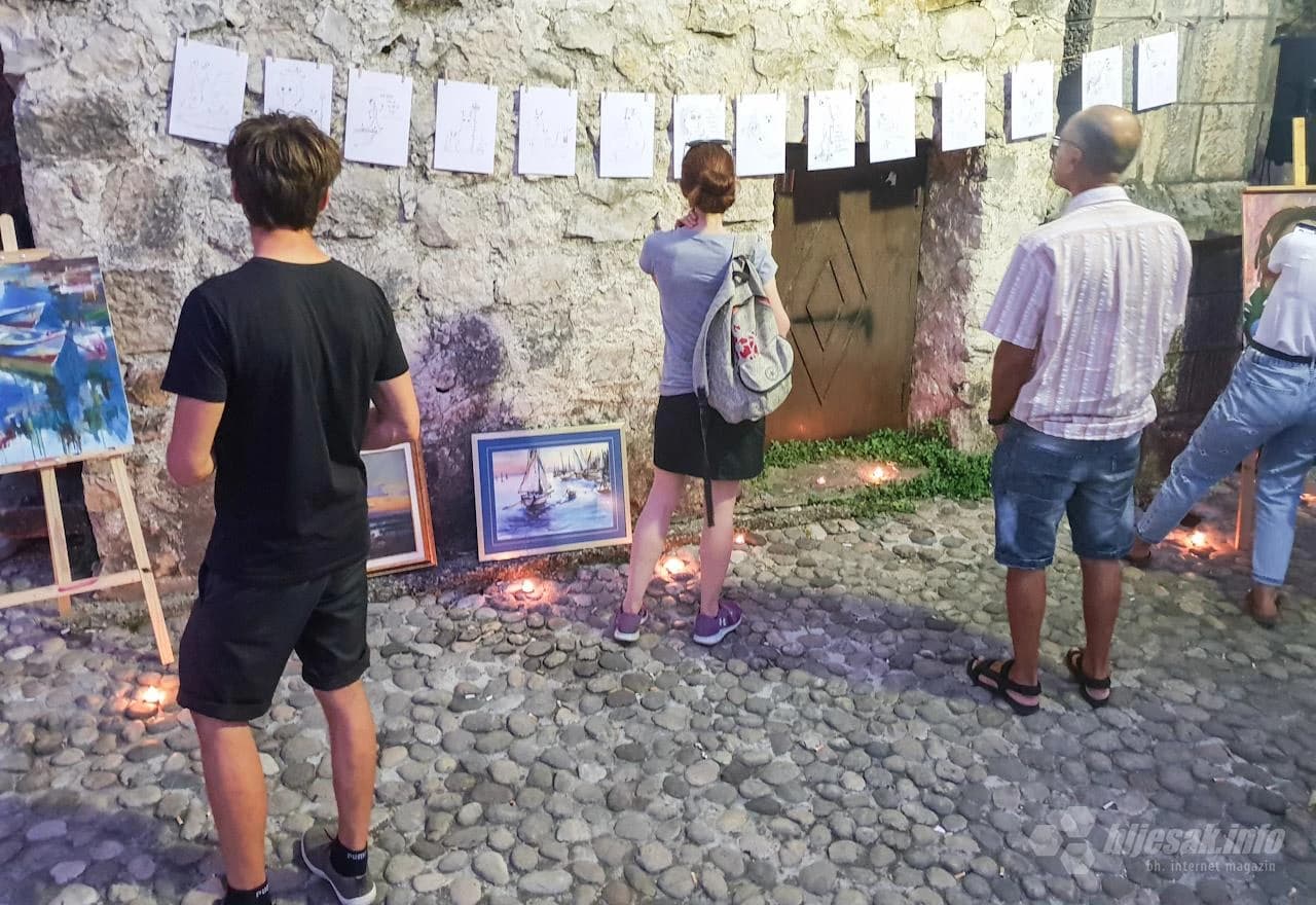 Prva samostalna izložba Medine Dedić iz Mostara