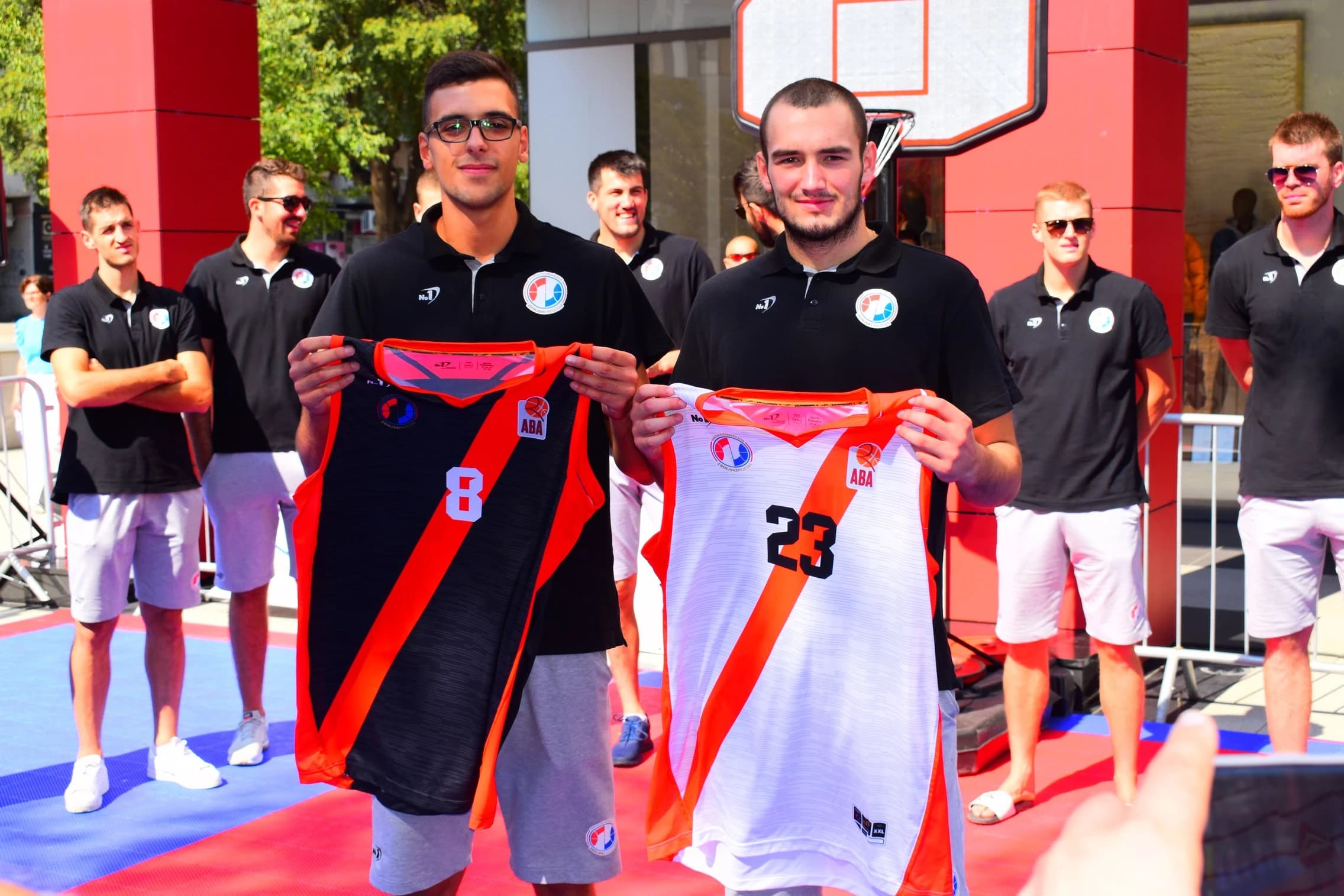 HKK Zrinjski predstavio momčad pred početak nove sezone ABA Lige 2HKK Zrinjski predstavio momčad pred početak nove sezone ABA Lige 2