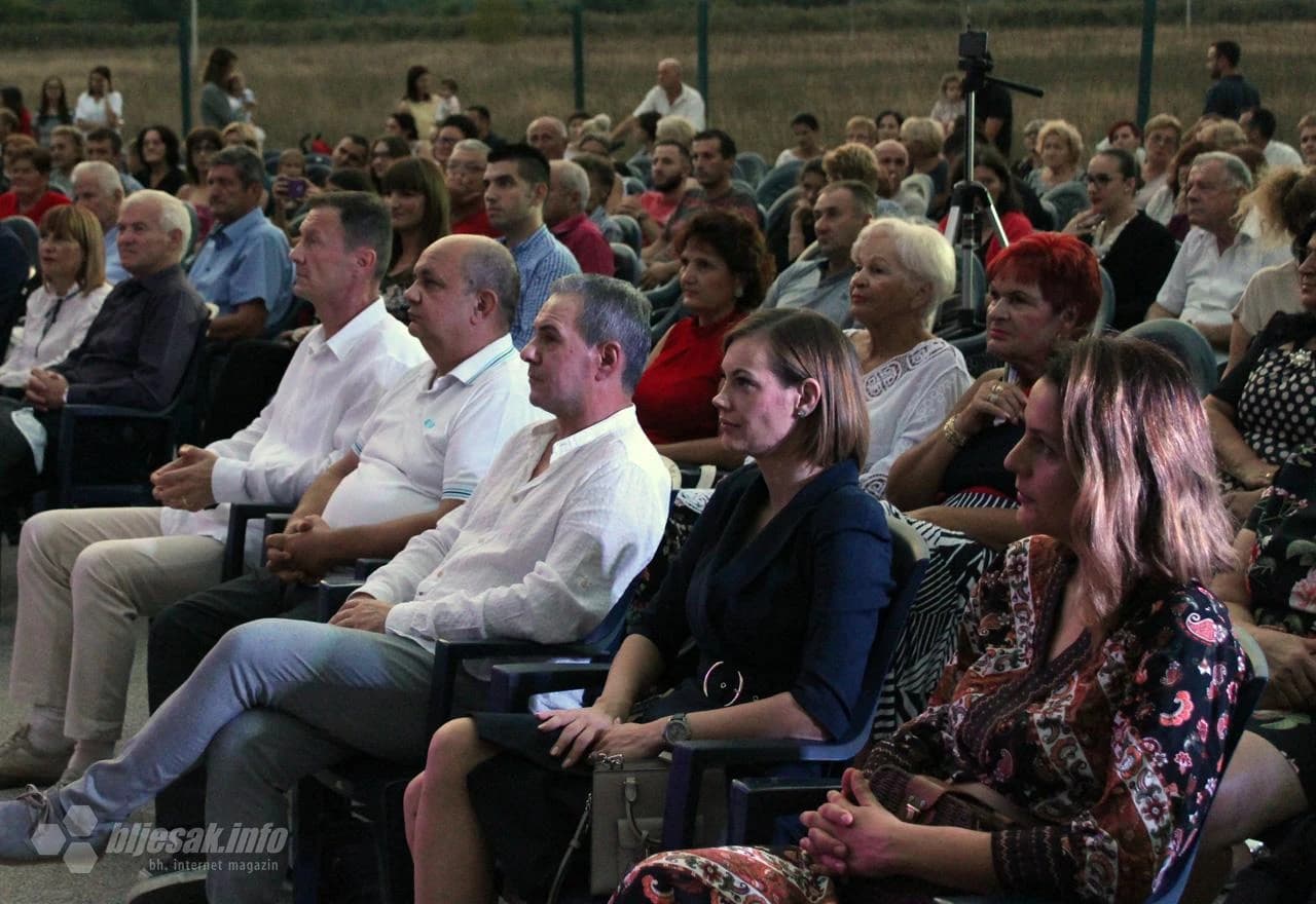 Međunarodni susret klapa u Trebižatu