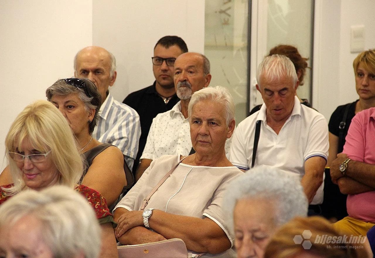 Detalj s promocije knjige Koraci jedne Une