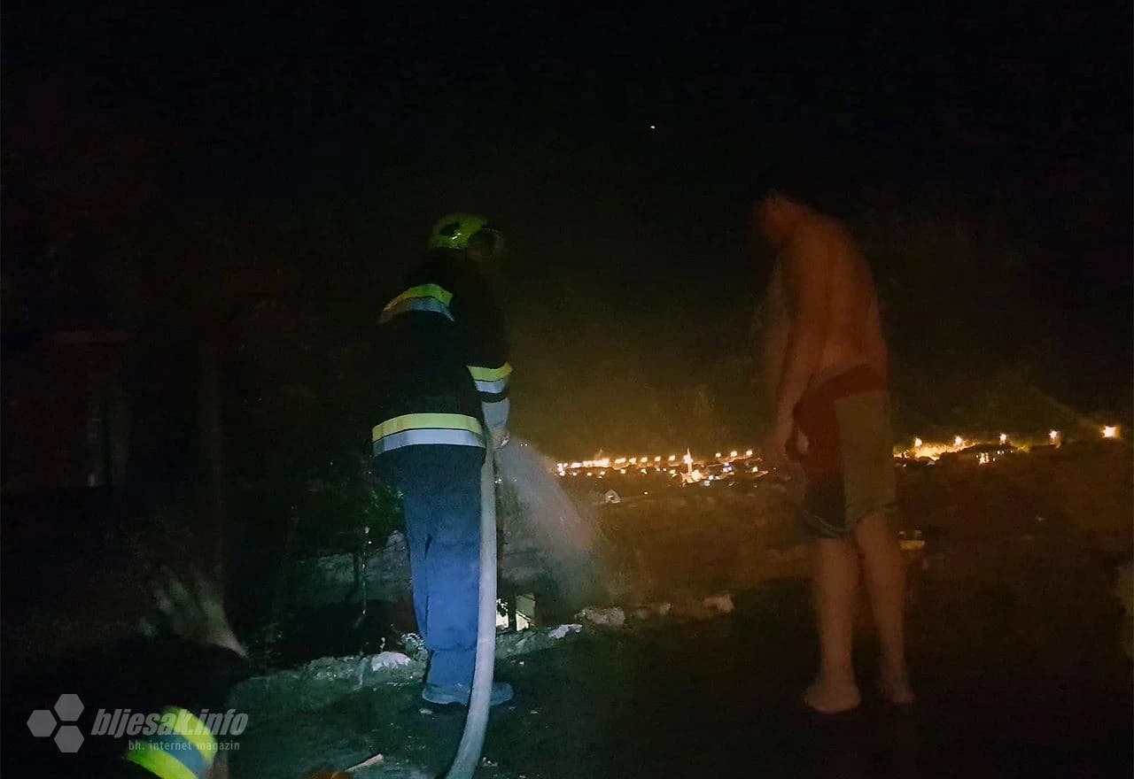 Požar u mostarskom naselju Konak