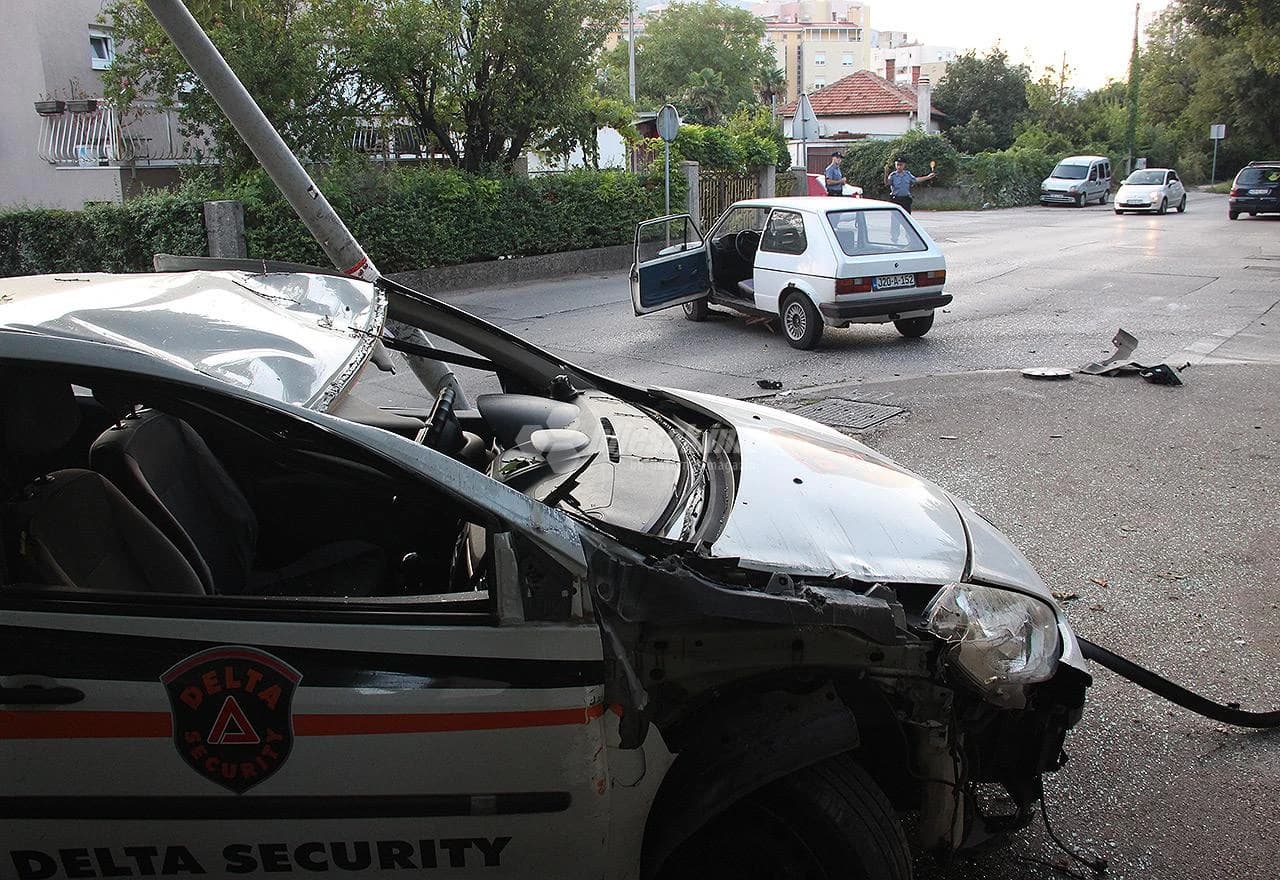 Sudar VW Golfa i Renaulta na Rudniku