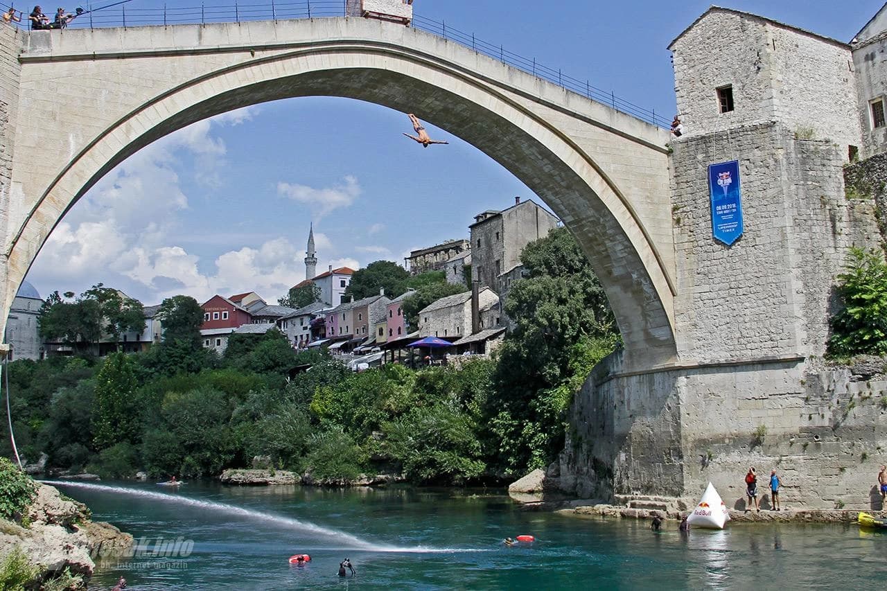 Red Bull Cliff Diving u Mostaru 