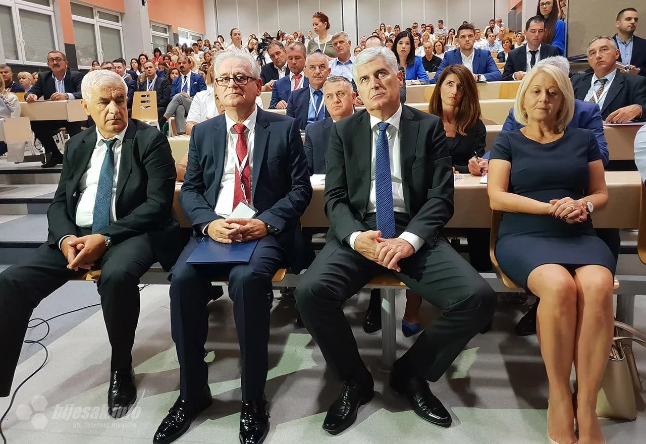 Konferencija "Razvoj zdravstva u FBiH - Perspektive"