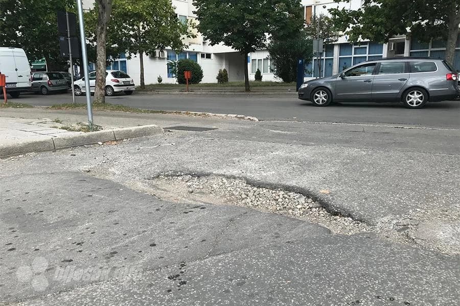 Preuzeta titula najveće mostarske rupe