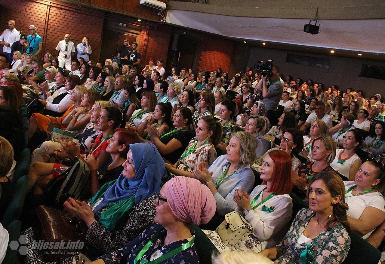 Tribina u Narodnom pozorištu