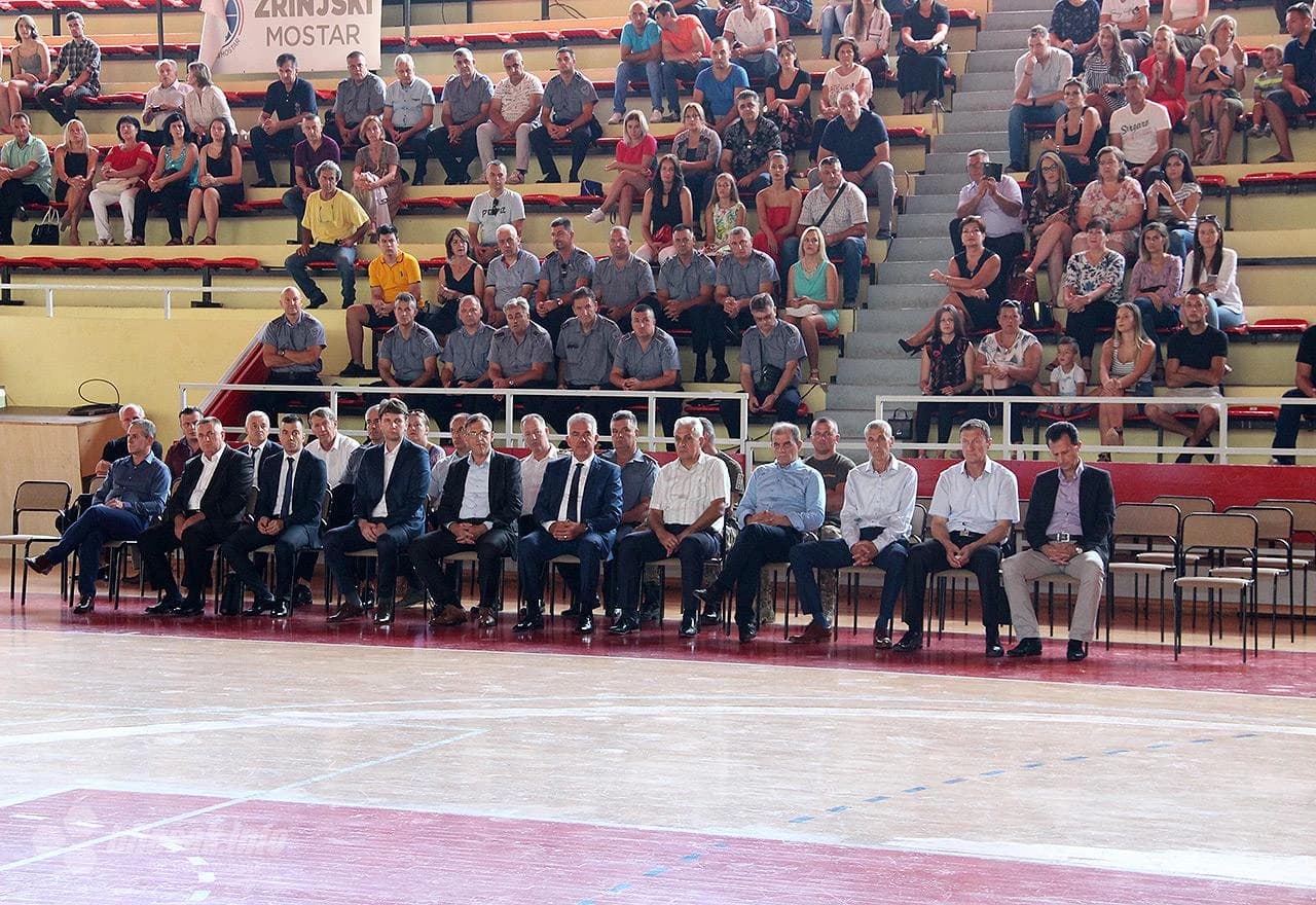 Detalj s polaganja zakletve