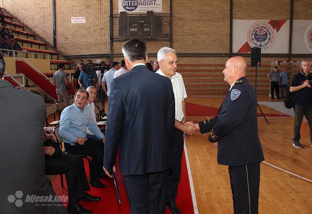 Detalj s polaganja zakletve