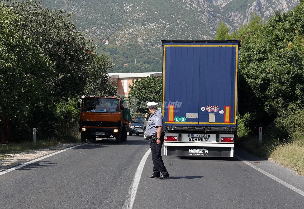 Detalj s mjesta sudara