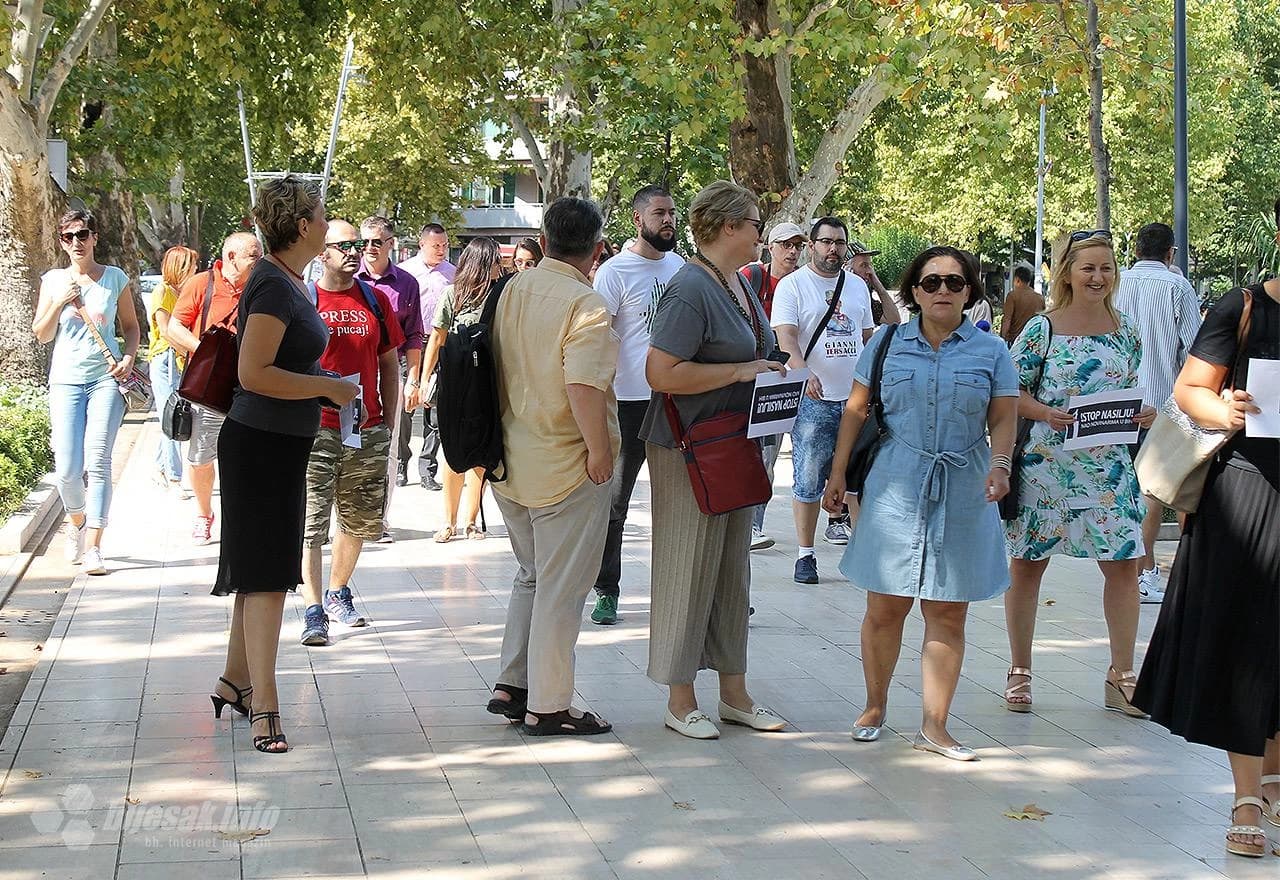 Prosvjedna šetnja novinara u Mostaru