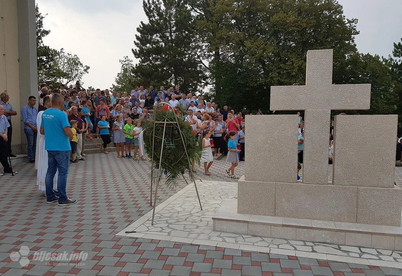 Na Rujnu otkriven spomenik žrtvama Prvog i Drugog svjetskog rata i poraća te Domovinskog rata