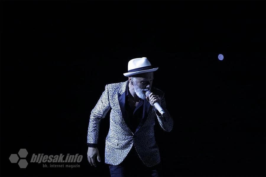 Mostarska magična noć Dine Merlina