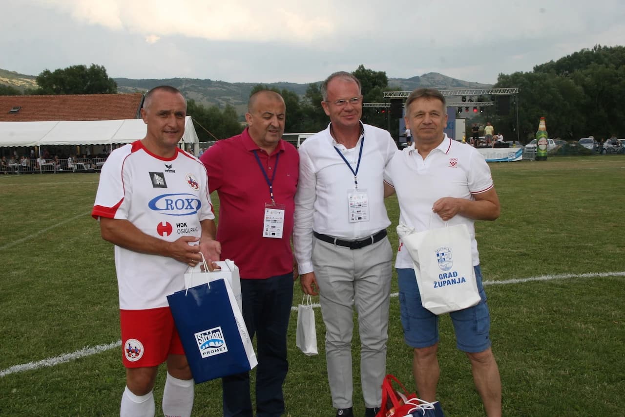 Humanitarno nogometno-glazbeni spektakl za obnovu doma kulture u Šujici