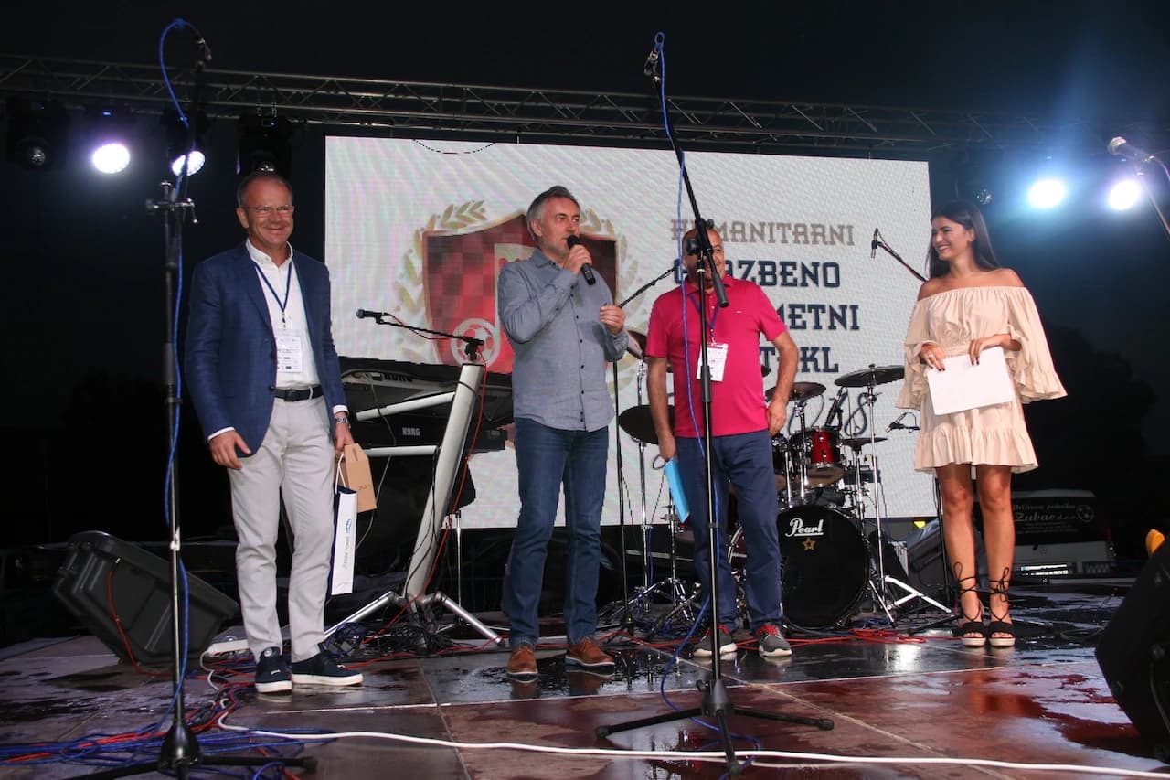 Humanitarno nogometno-glazbeni spektakl za obnovu doma kulture u Šujici