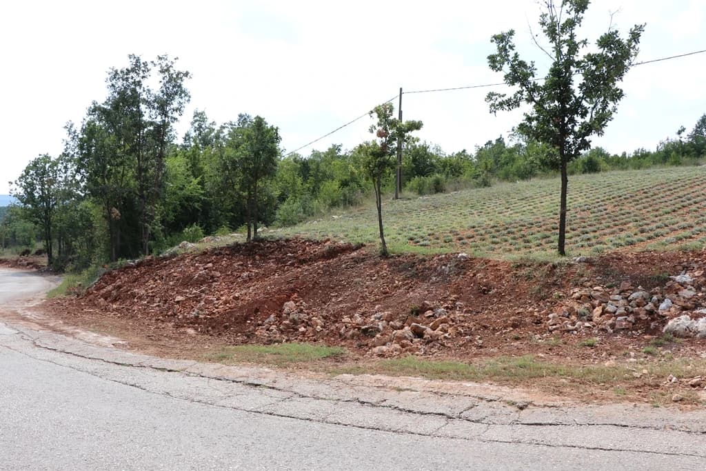 Sanacija glavne lokalne ceste kroz Ljubotiće