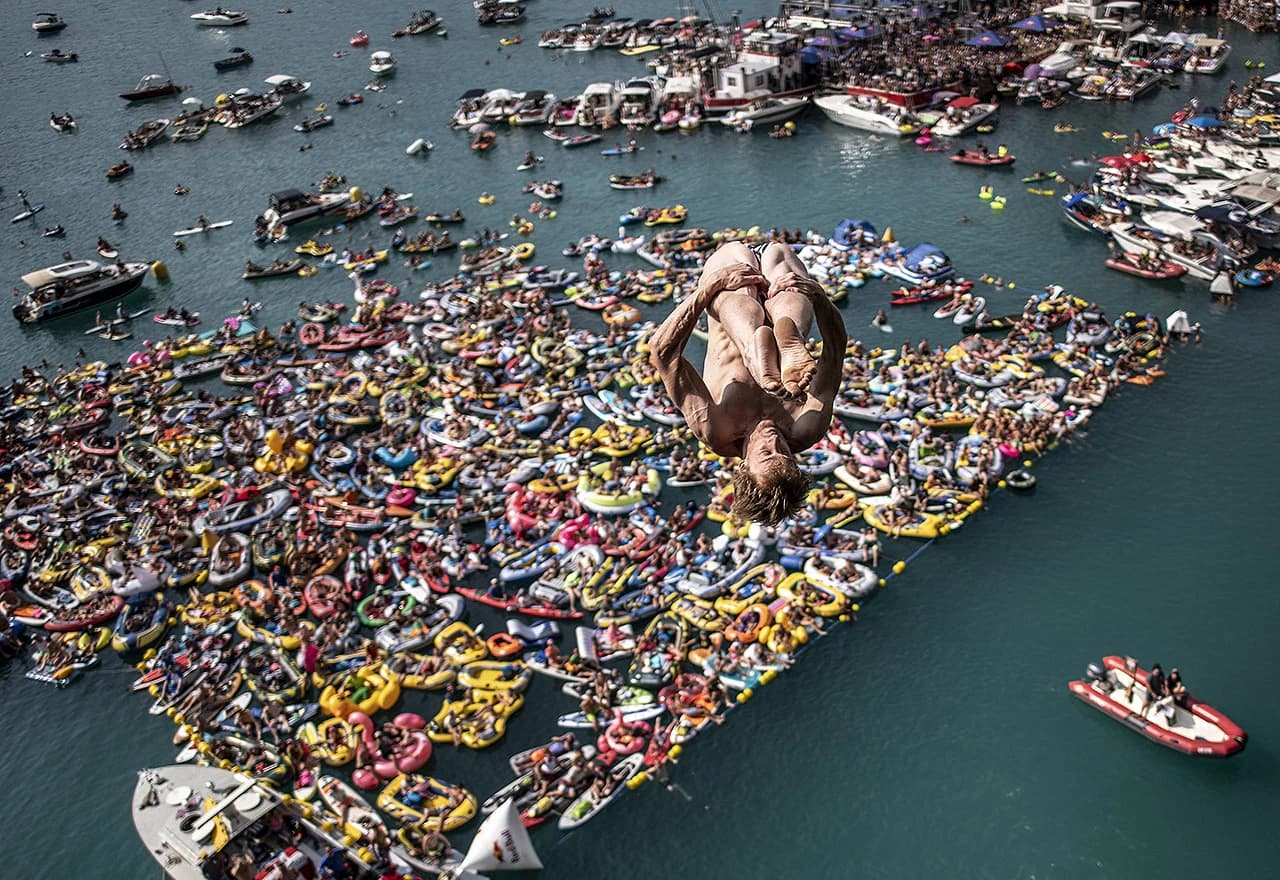 Red Bull Clifft Diving u Švicarskoj