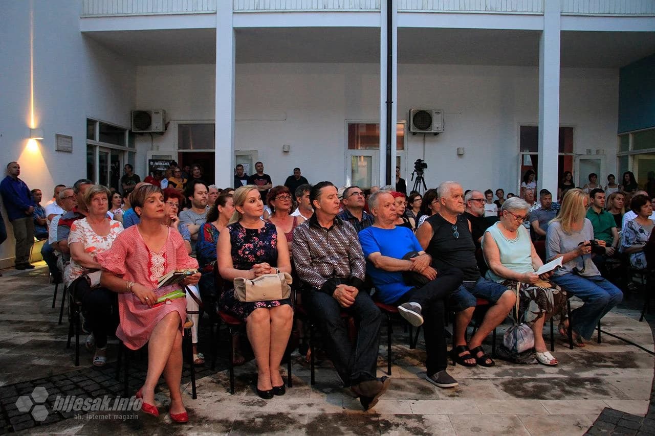 Promocija knjige "Deblokada grada", autora Elvedina Nezirovića