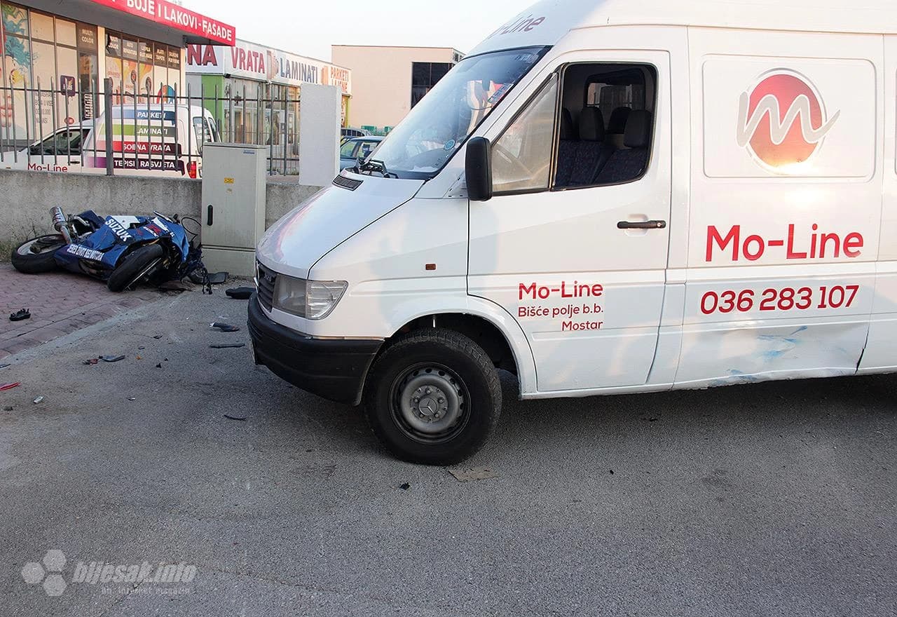 Detalj s mjesta prometne nesreće