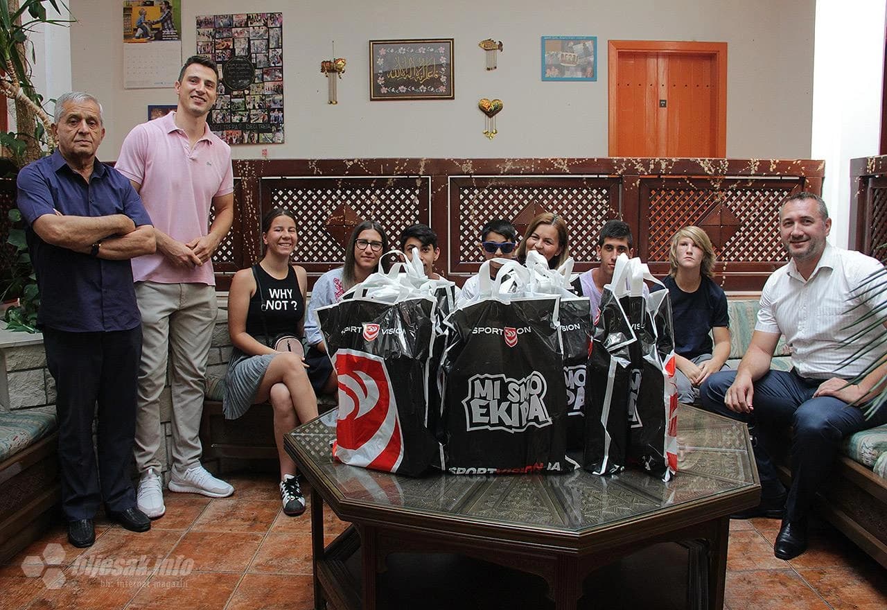 Donacija sportske opreme Dječjem domu