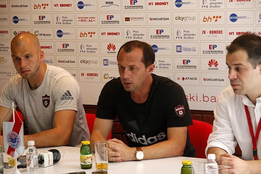 Vratar Martin Chudy i trener Spartaka Radoslav Latal