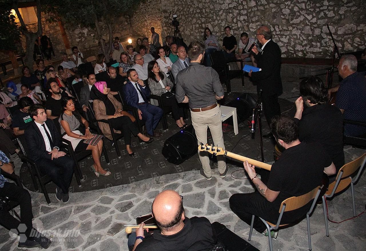 S održanog koncerta