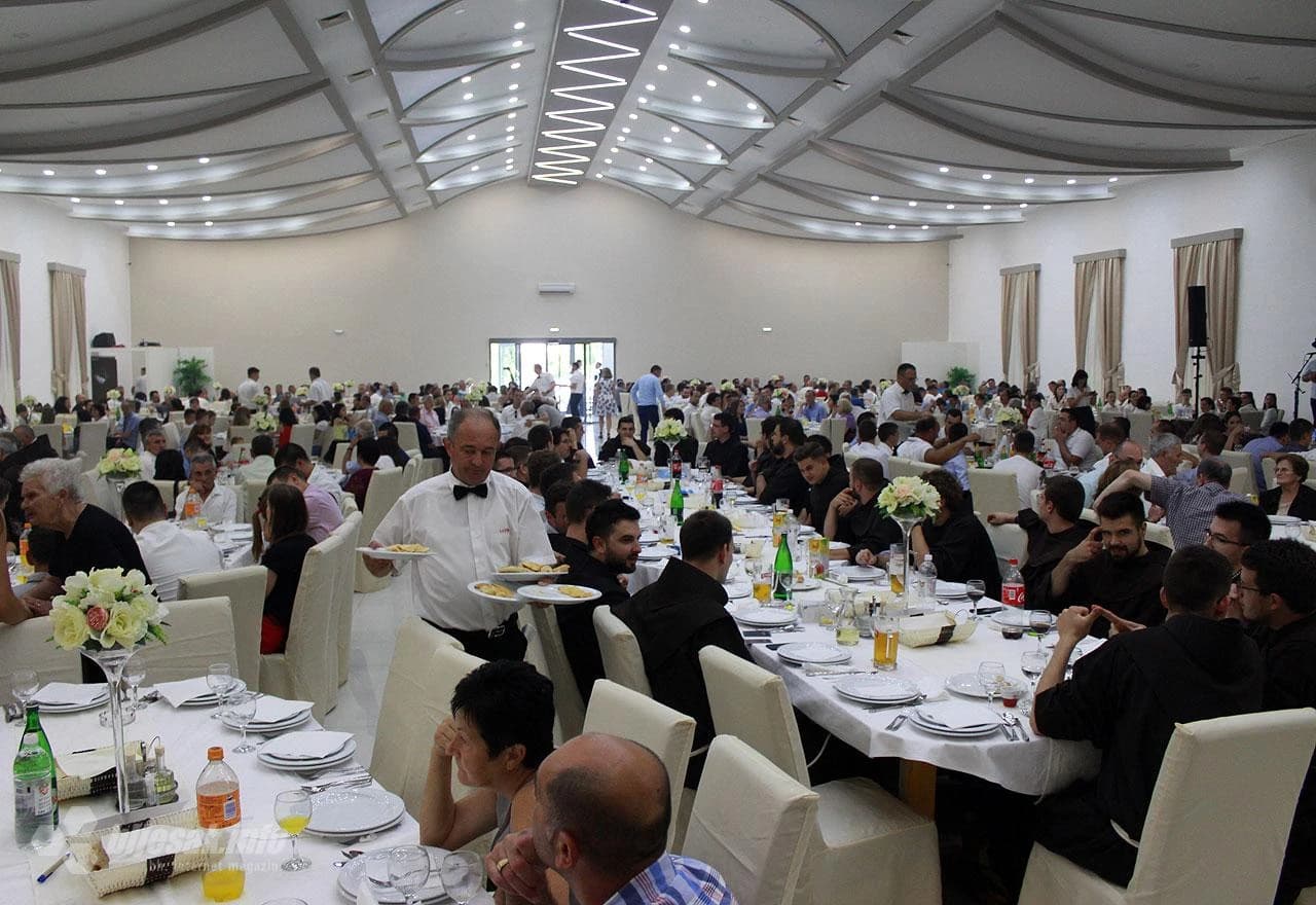 Mladomisničko slavlje fra Joze Hrkaća