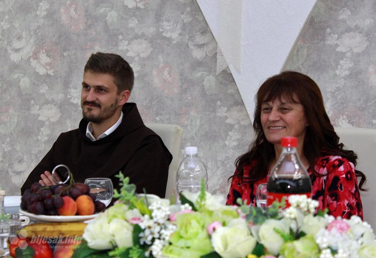 Mladomisničko slavlje fra Joze Hrkaća