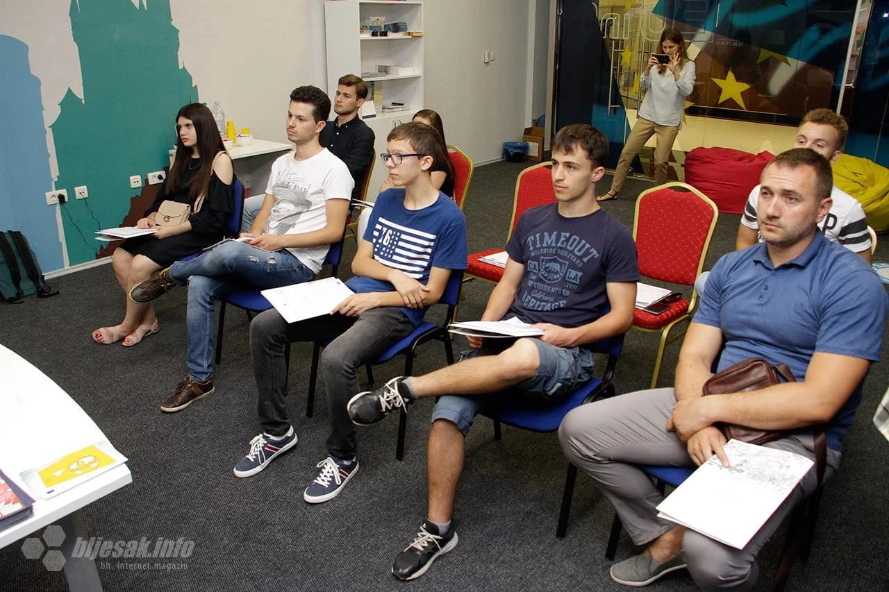 Erasmus+ info sat za mlade