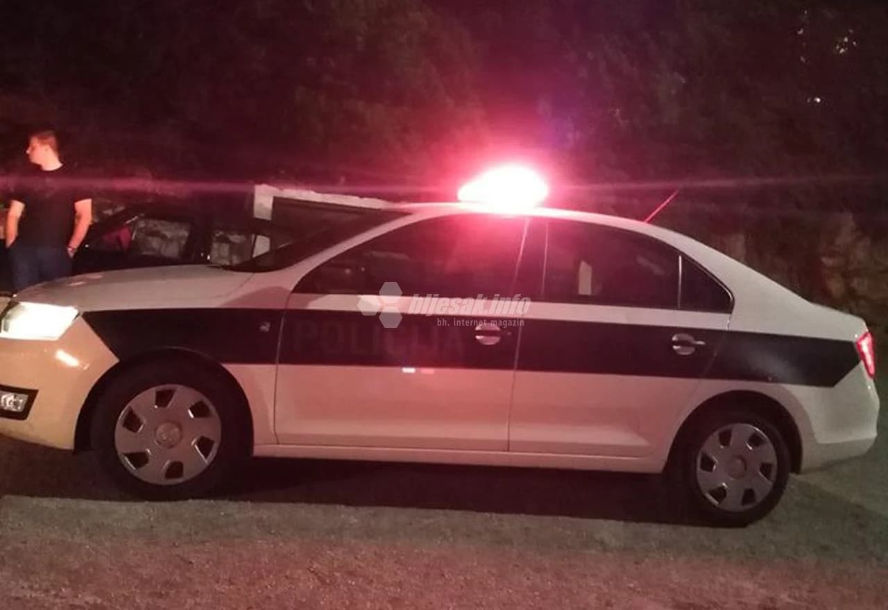 Na mjestu nesreće su pripadnici PP Neum