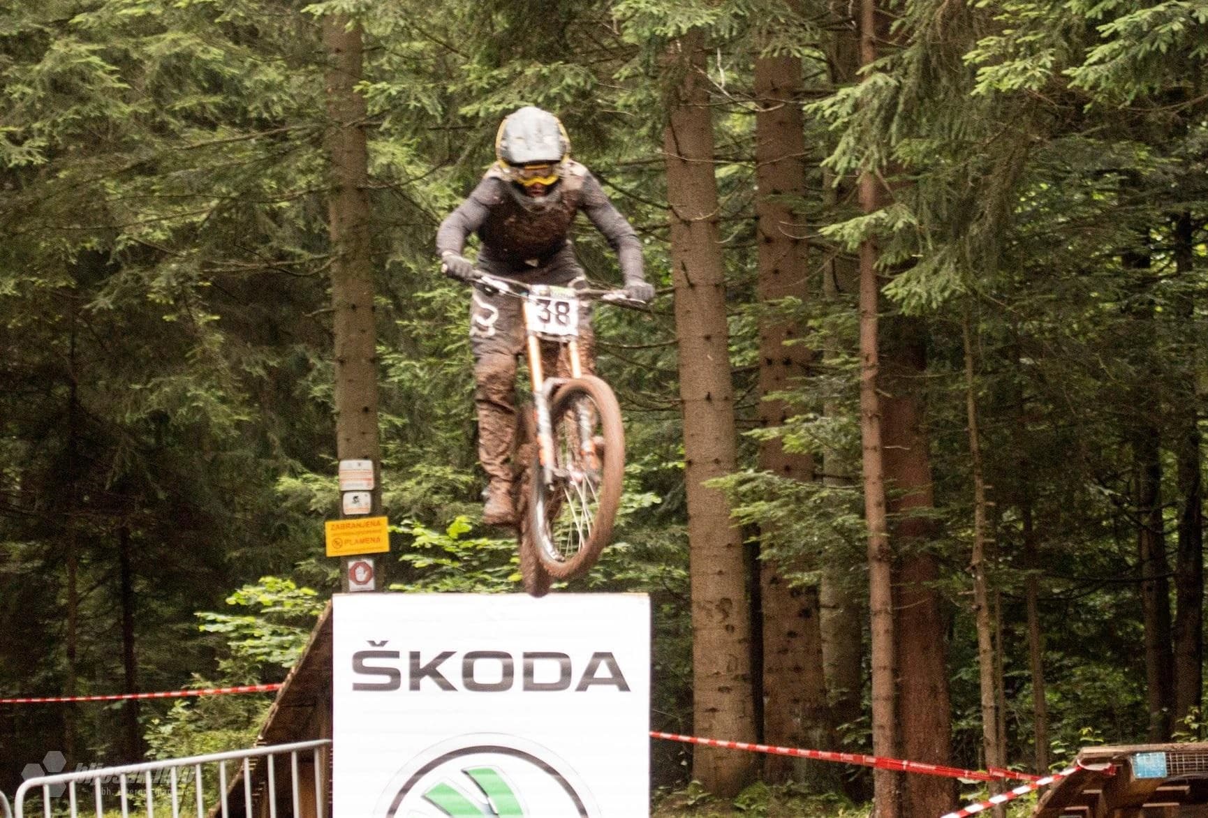 ŠKODA je četvrti put zaredom ponosni sponzor  downhill utrke.