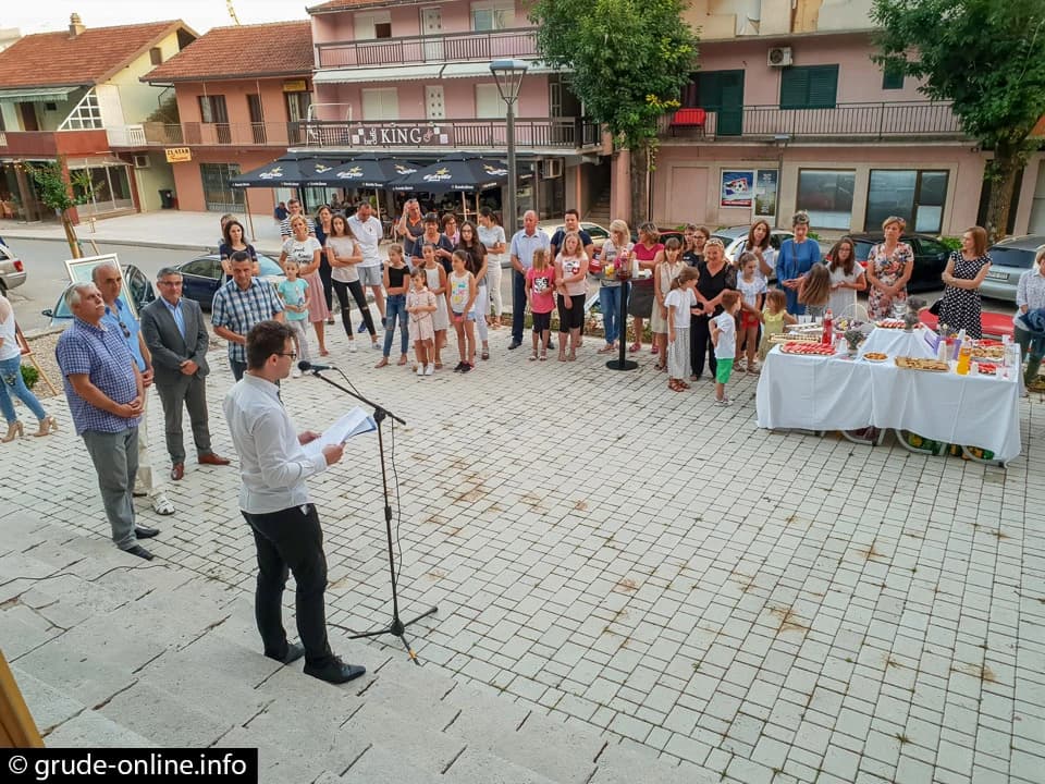 Izložba slikara amatera u Grudama