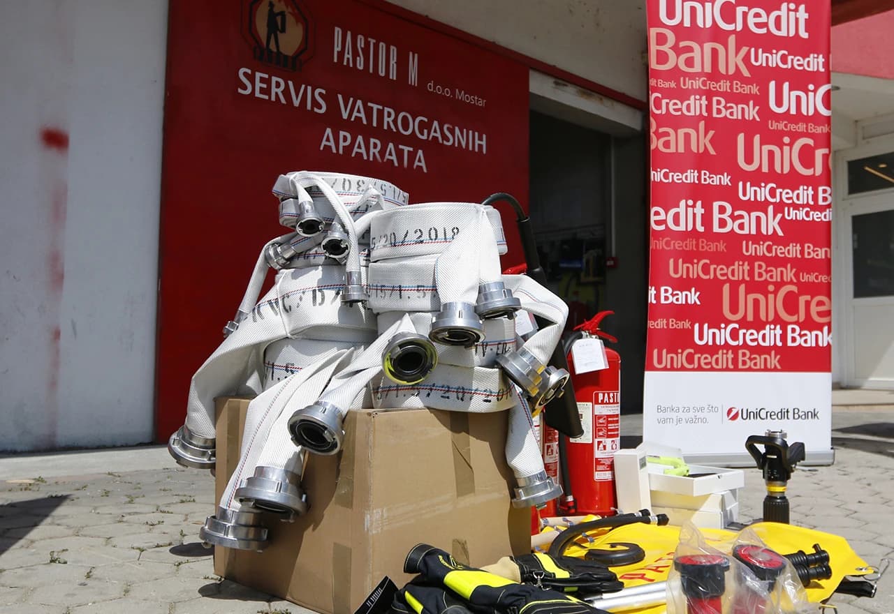 Vrijedna donacija za vatrogasce Bune