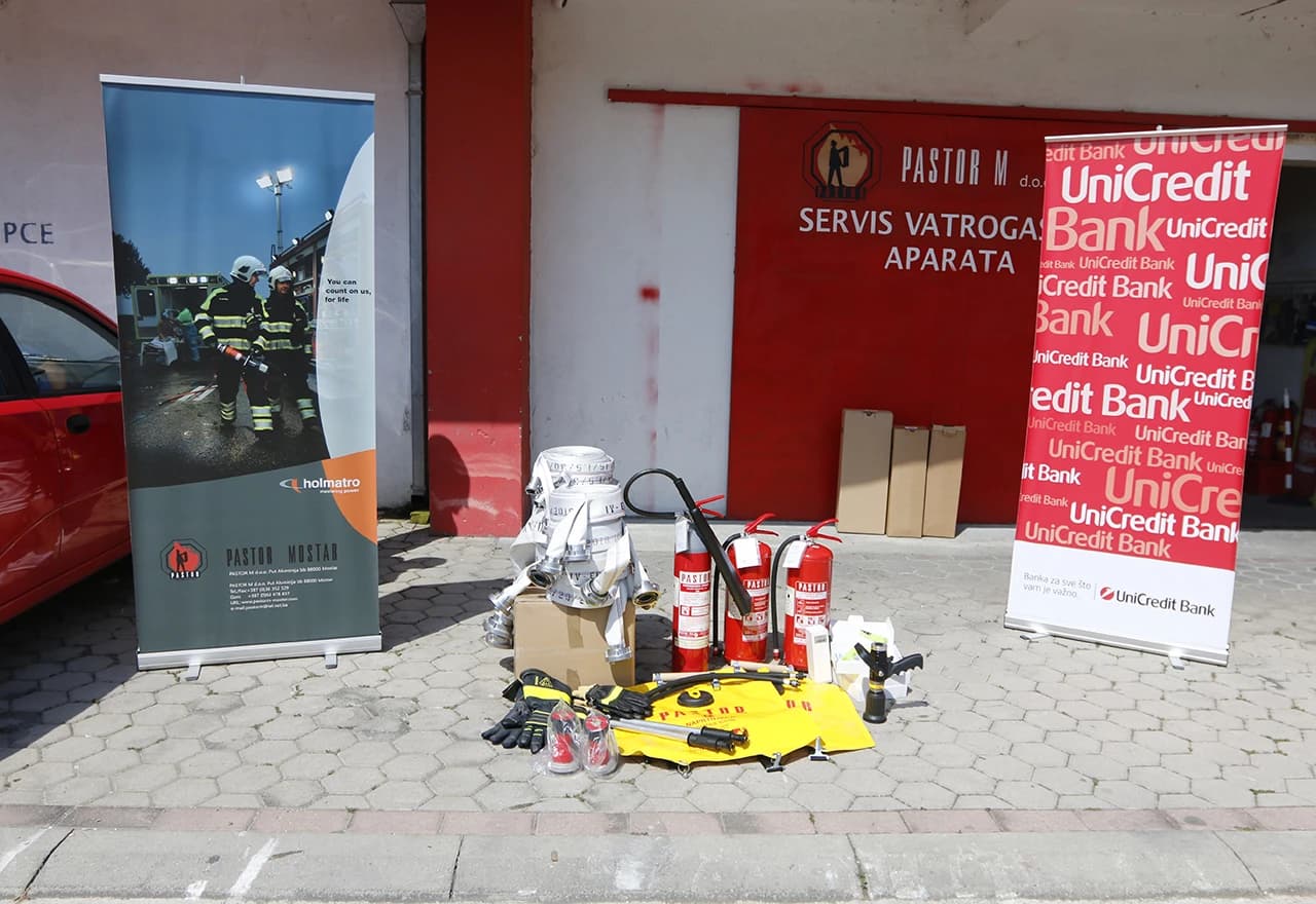 Vrijedna donacija za vatrogasce Bune