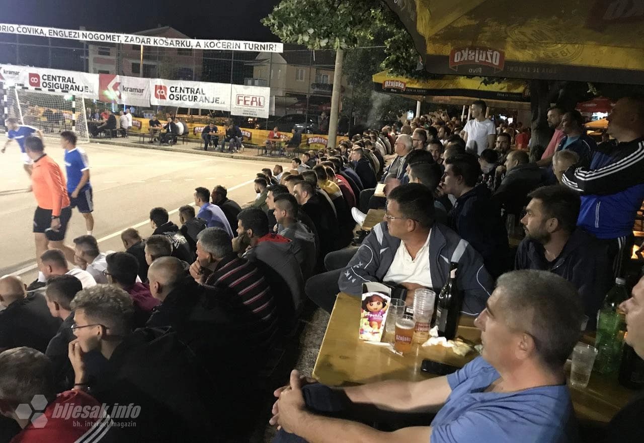 Polufinale 40. Petrovdanskog malonogometnog turnira