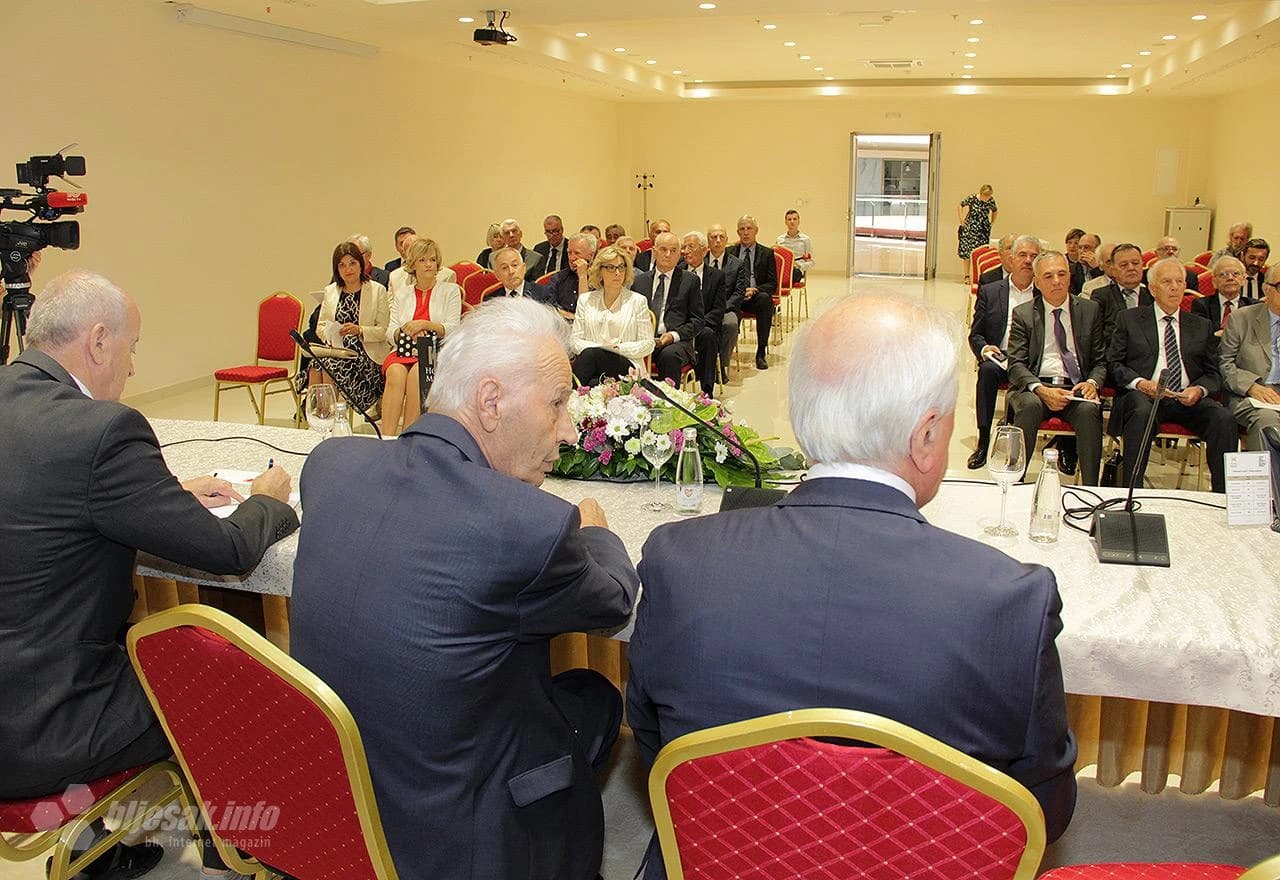 Svečaana sjednica Hrvatske Akademije za znanost i umjetnost u BiH