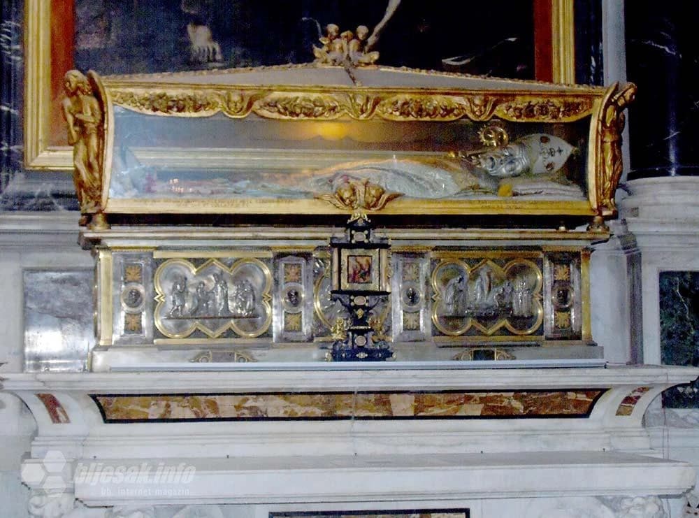 Jedan od grobova s očuvanim tijelom 