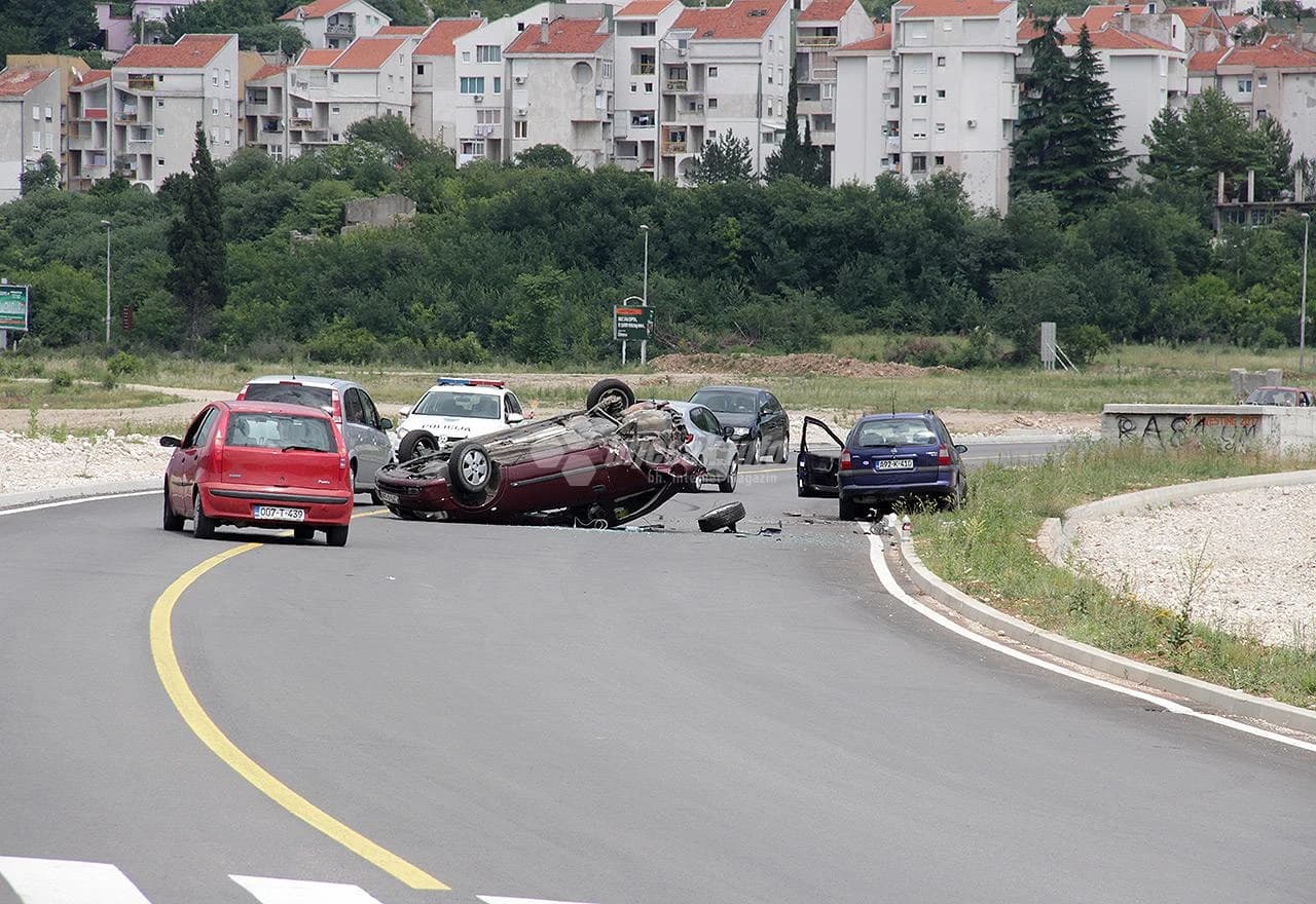 Sudar na relaciji novi most - novi kružni tok kod Zalika