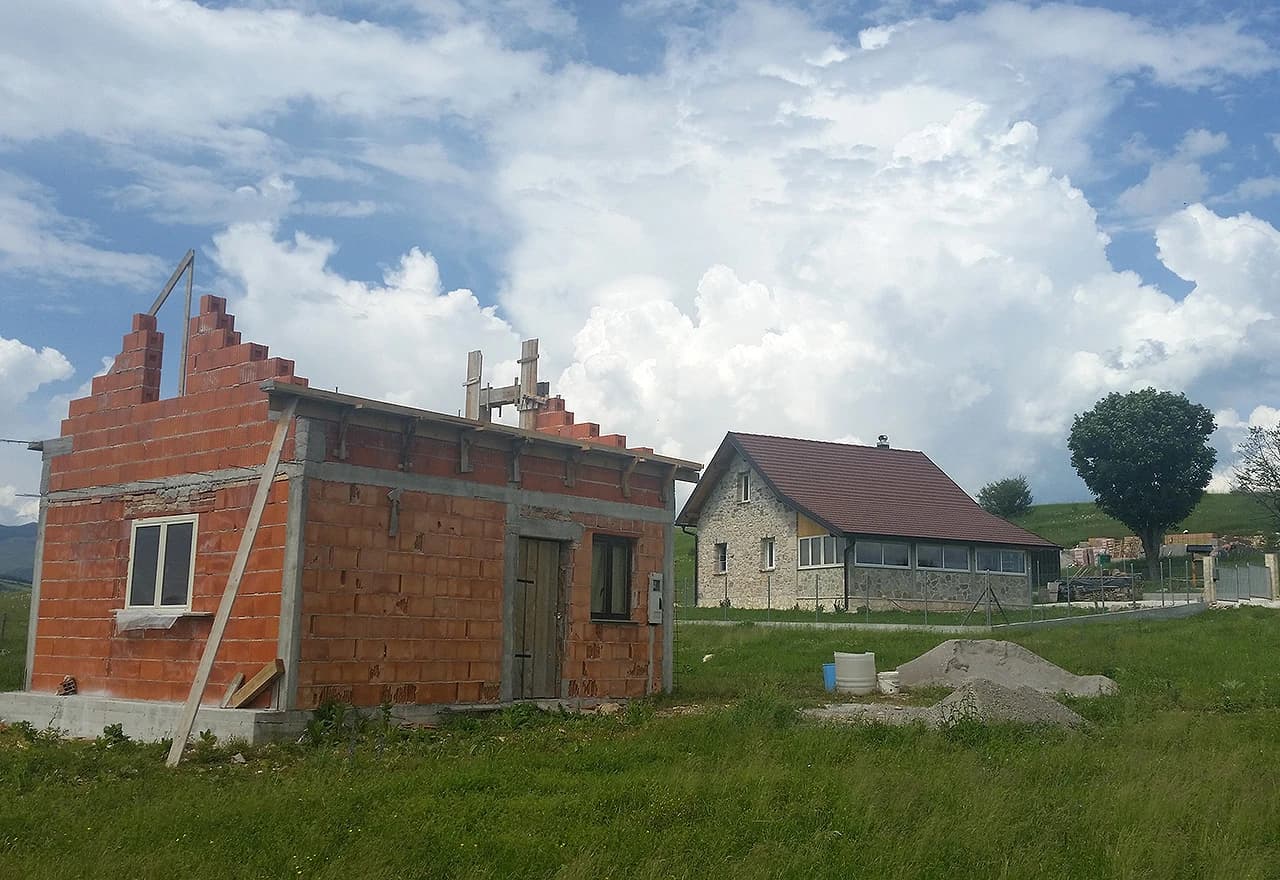 Kuća koja se obnavlja