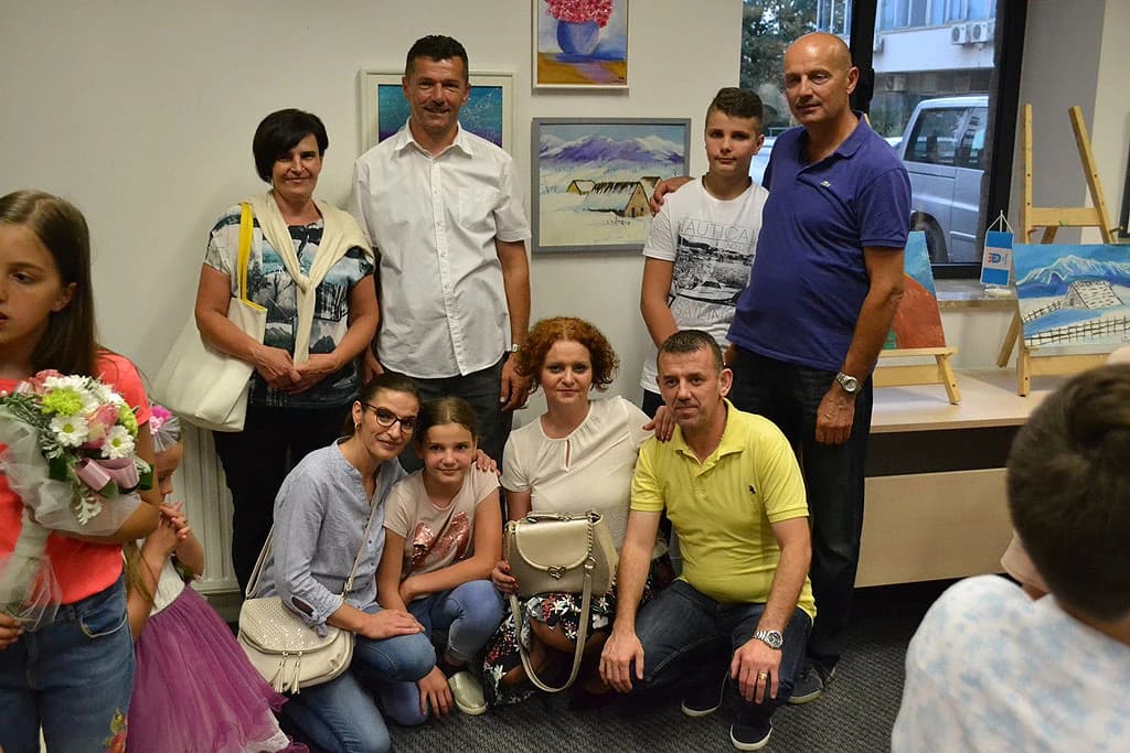 Izložba polaznika dječje likovne radionice ''Brijeg''