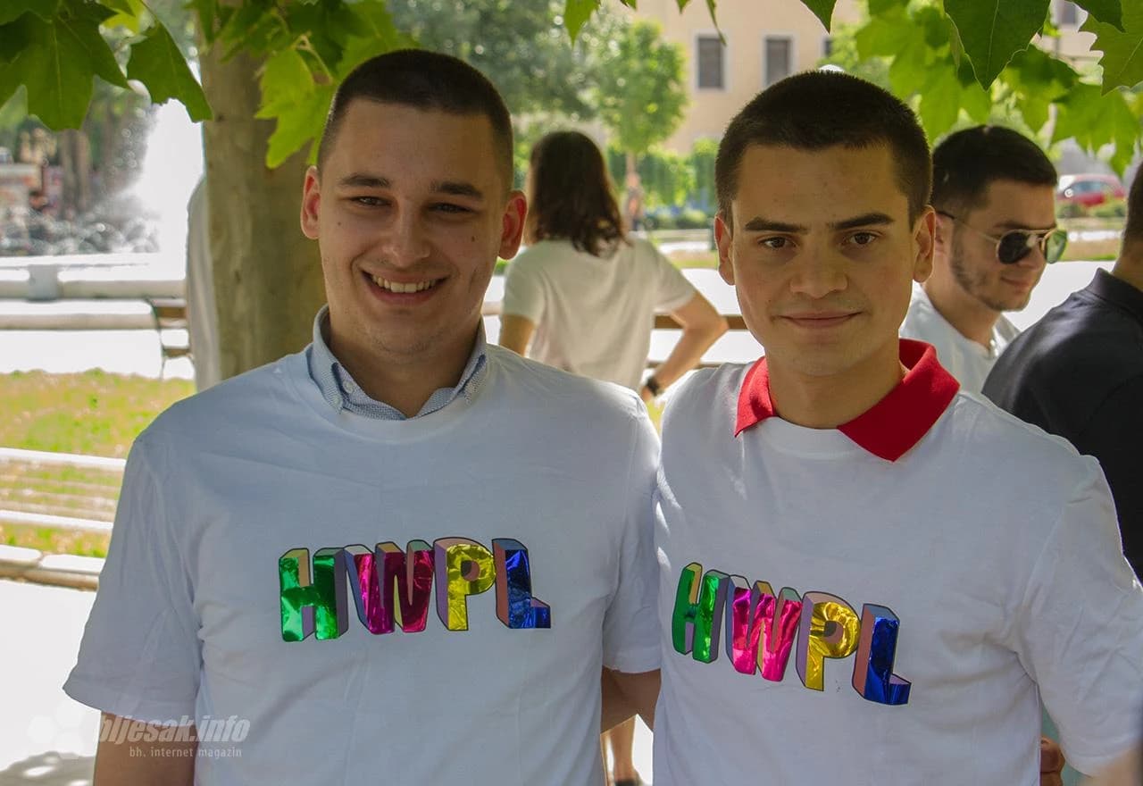 Šetnjom za mir mostarski studenti poručili da žele suživot i zajedničku BiH.