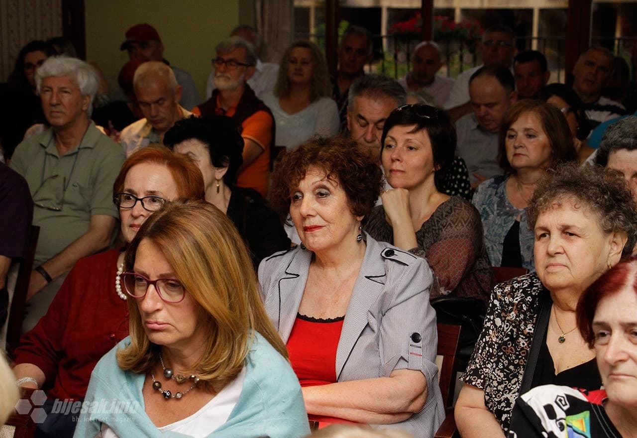 Predstavljanje knjige  "Nebeske jabuke", autorice Diane Burazer