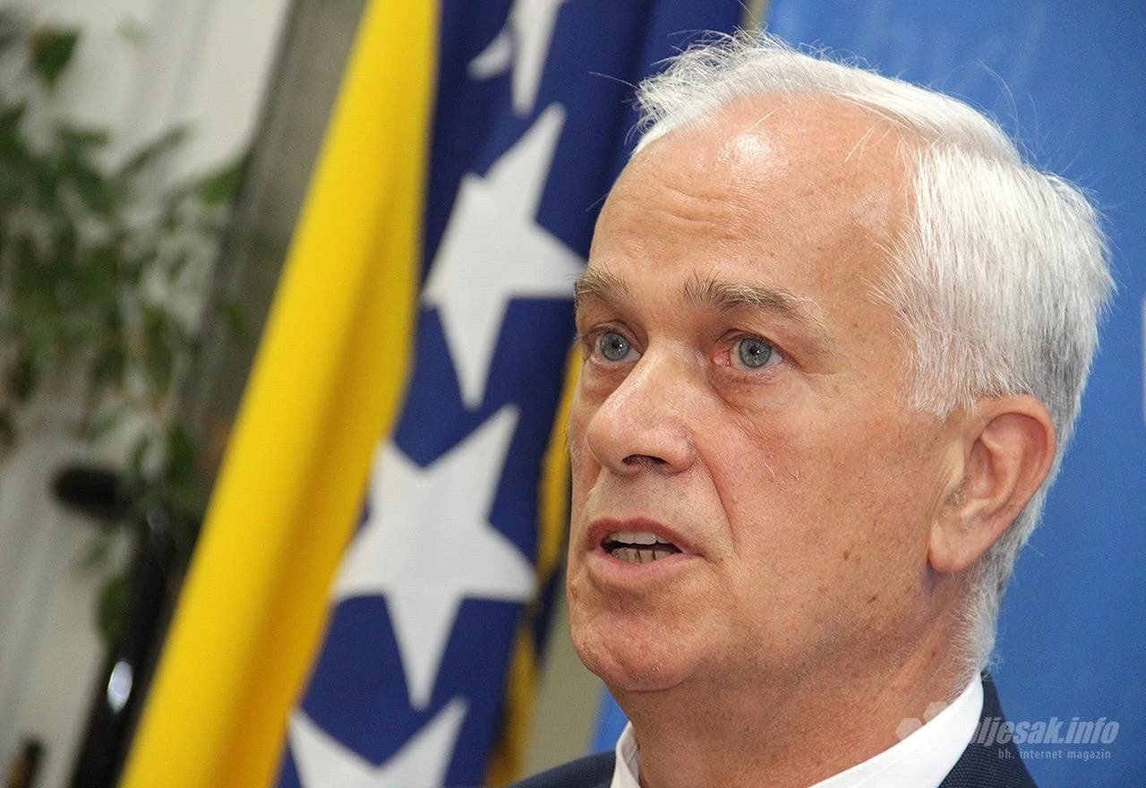 Direktor Zavoda za agropedologiju FBiH Esad Bukalo 