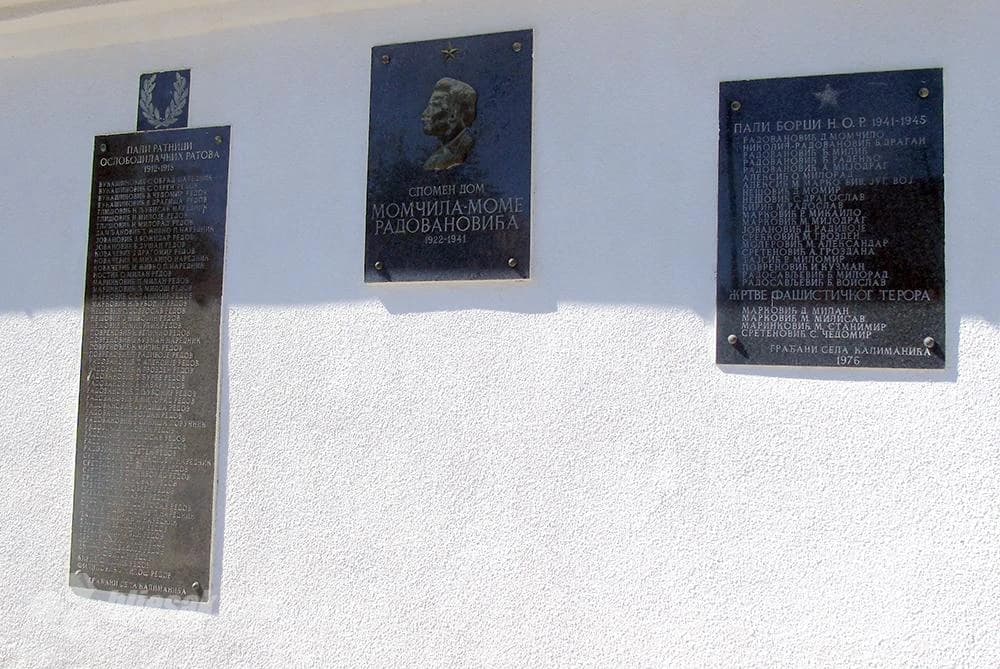 Spomen-ploče su podigli „građani sela Kalimanića“