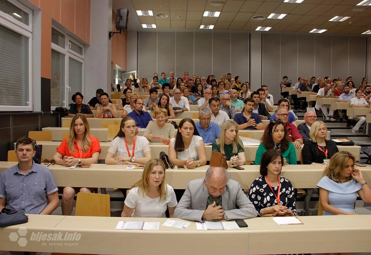 Mostar na vrhu: Najveći stručnjaci operiraju u našoj bolnici