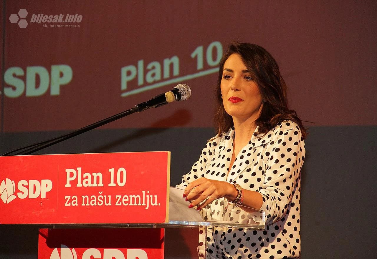 Obraćanje Lane Prlić za vijeme konvencije