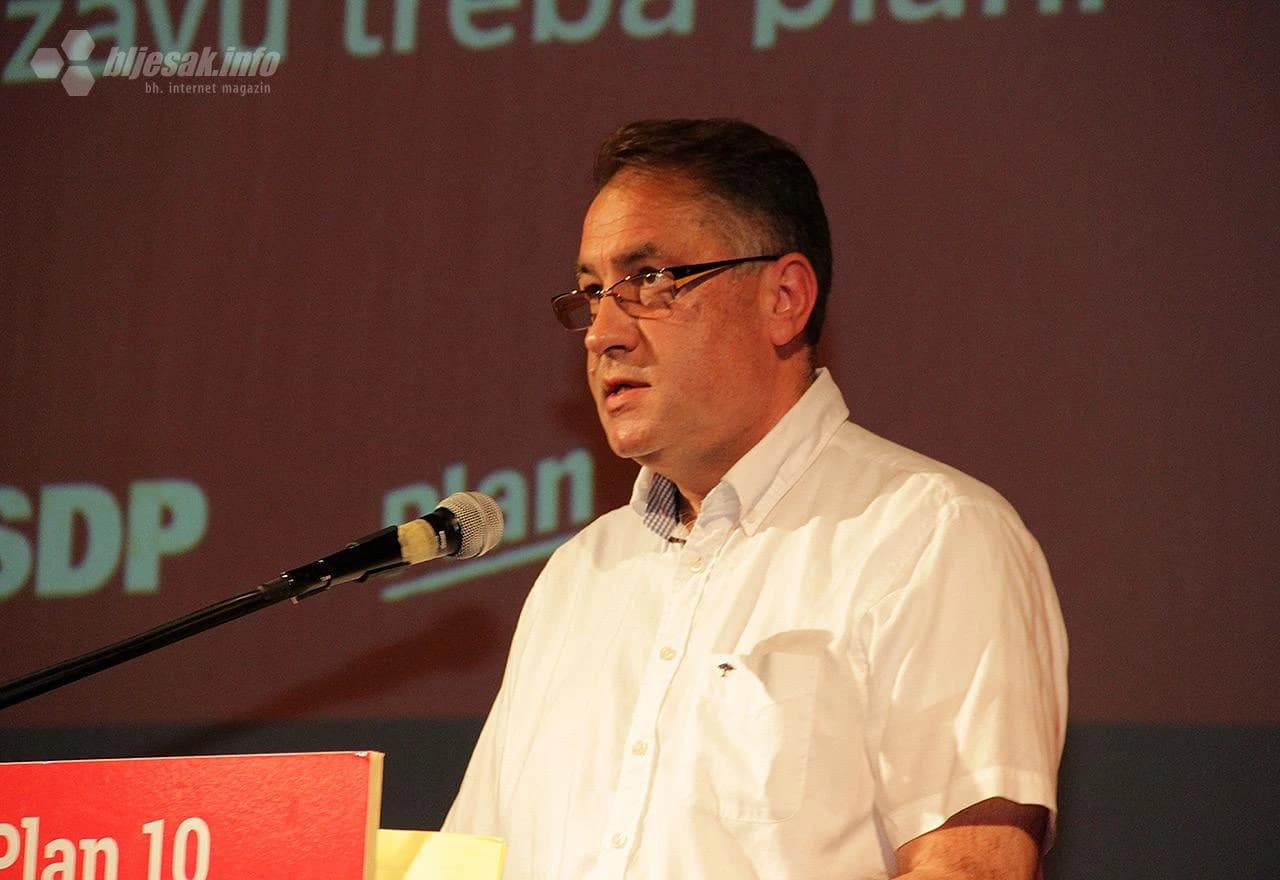 Obraćanje Zorana Mikulića tijekom konvencije