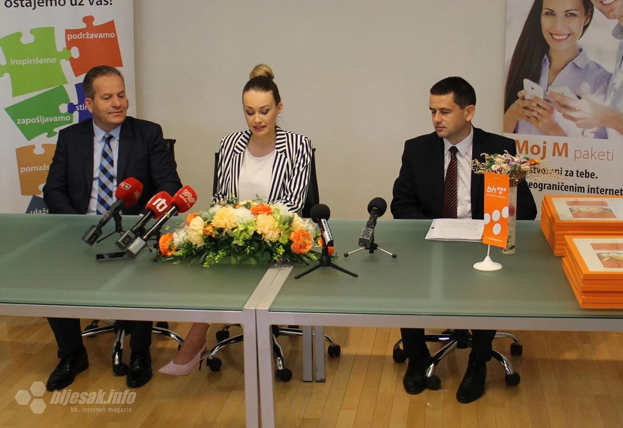 Svečano uručenje donacija BH Telecoma obrazovnim institucijama, sportskim, humanitarnim i drugim udrugama s područja Hercegovačko-neretvanske županija upriličeno je u utorak u zgradi BH Telecoma u Mostaru. 