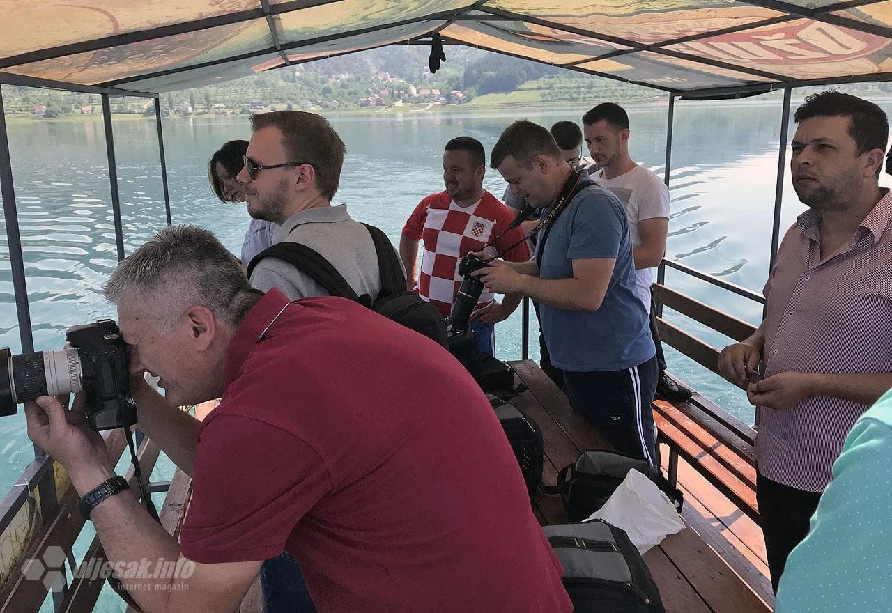 Plovidba splavom Ramskim jezerom